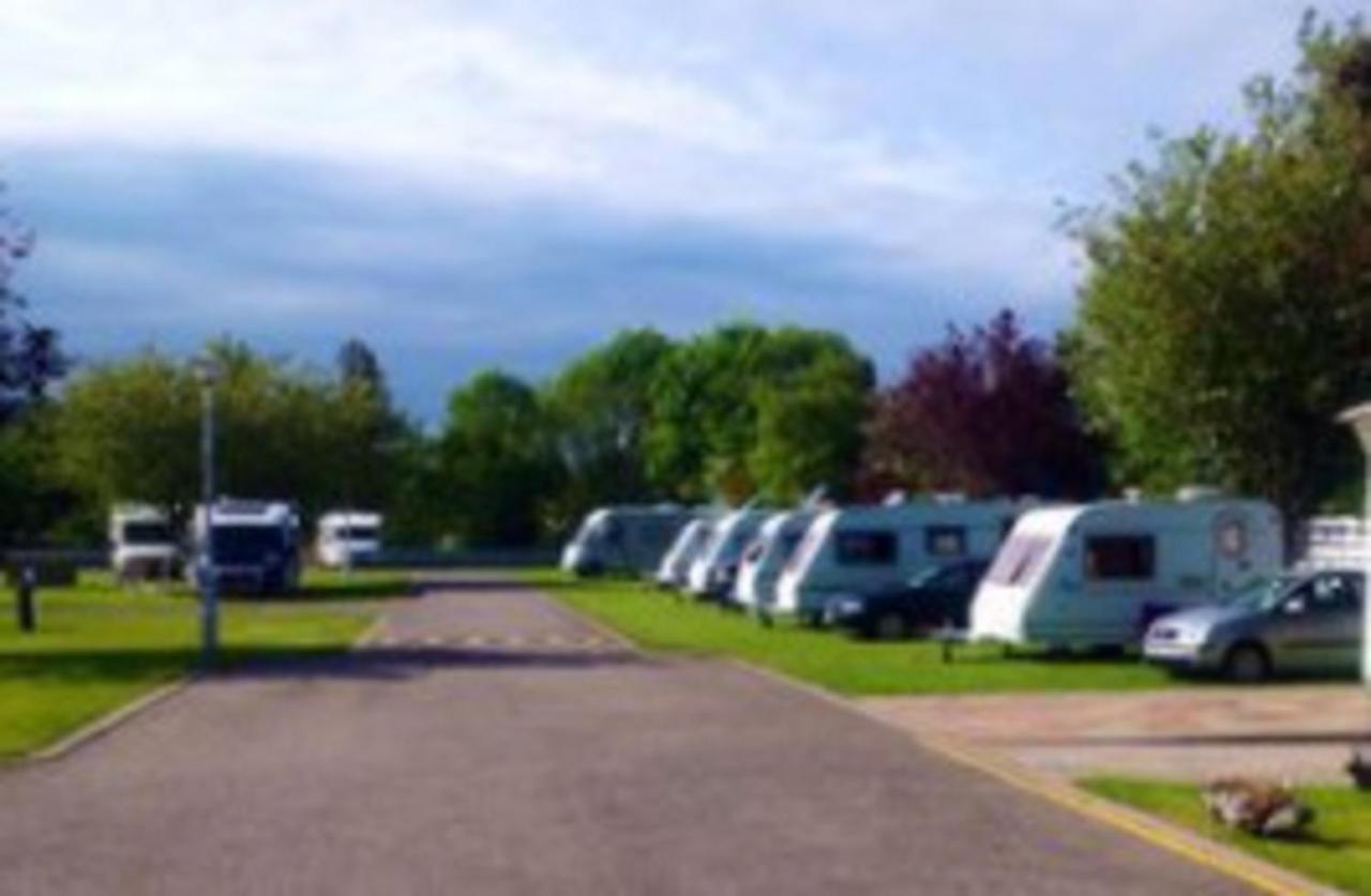 Caledonian Lodges 2 อินเวอร์เนส ภายนอก รูปภาพ